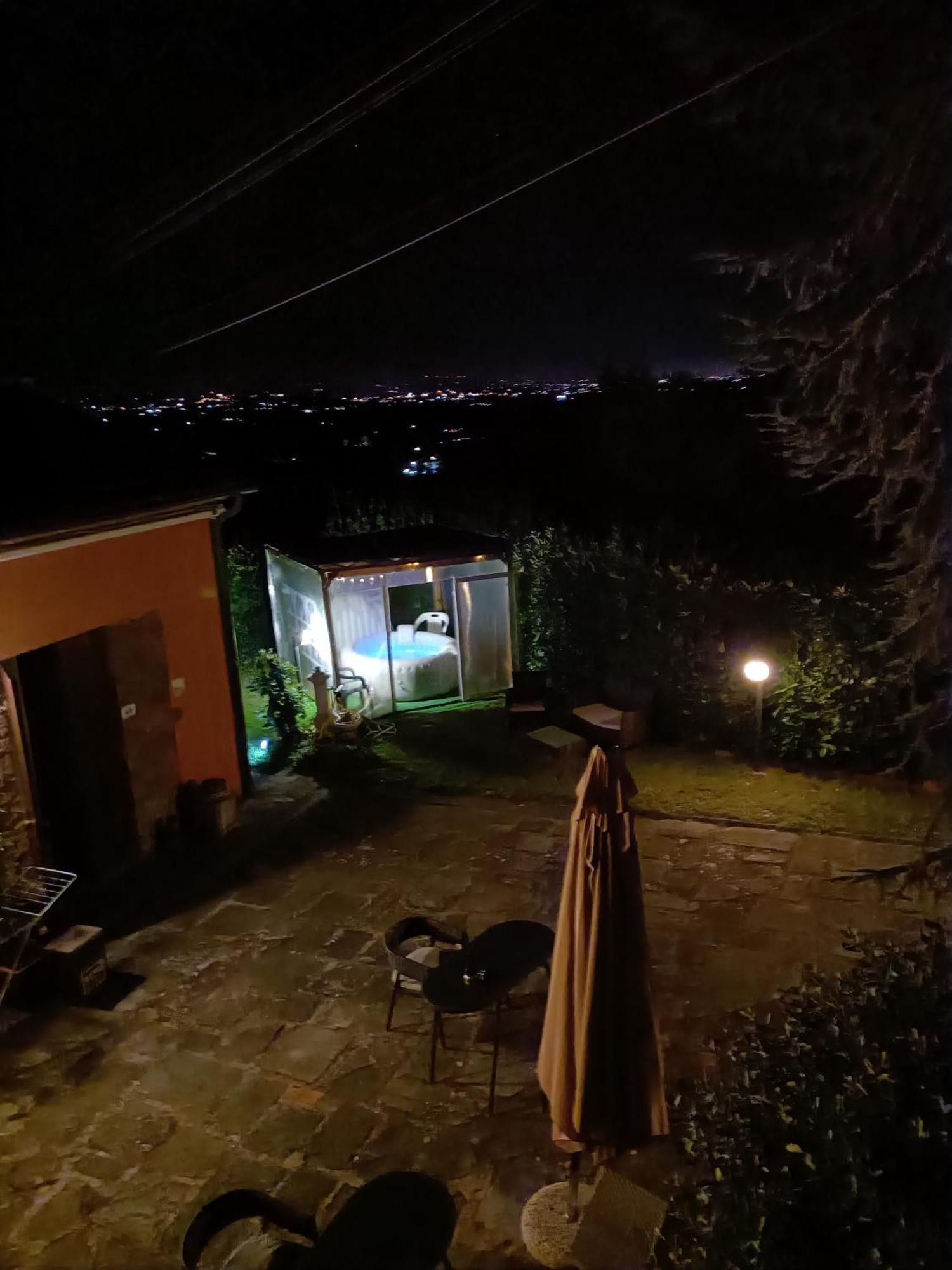 Il Borgo Dei Pini Apartment Vinci Luaran gambar