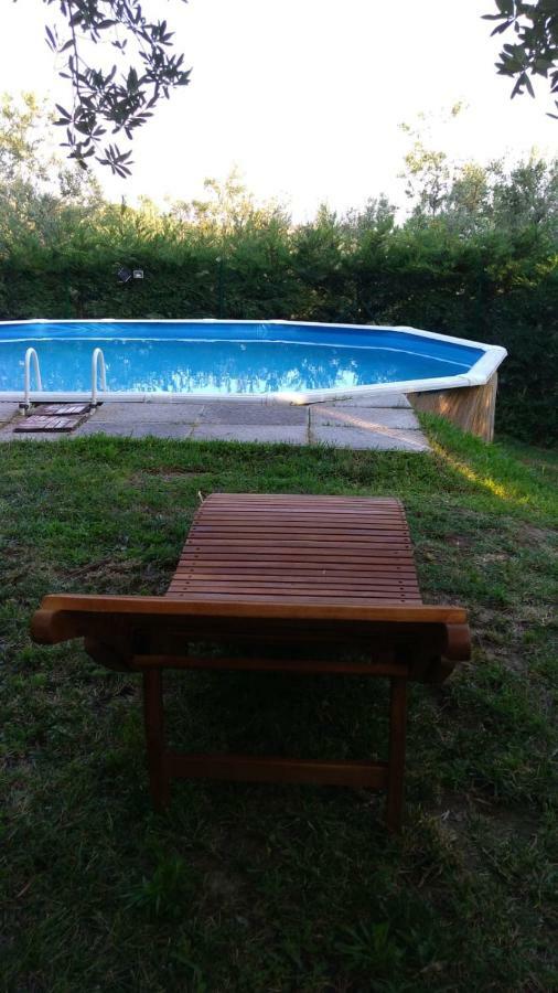 Il Borgo Dei Pini Apartment Vinci Luaran gambar